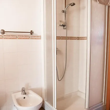 Torretta 8 By Design דירה *